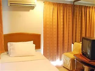 Oyo 89479 New Hope Inn Tanjung Bungah  Hotel