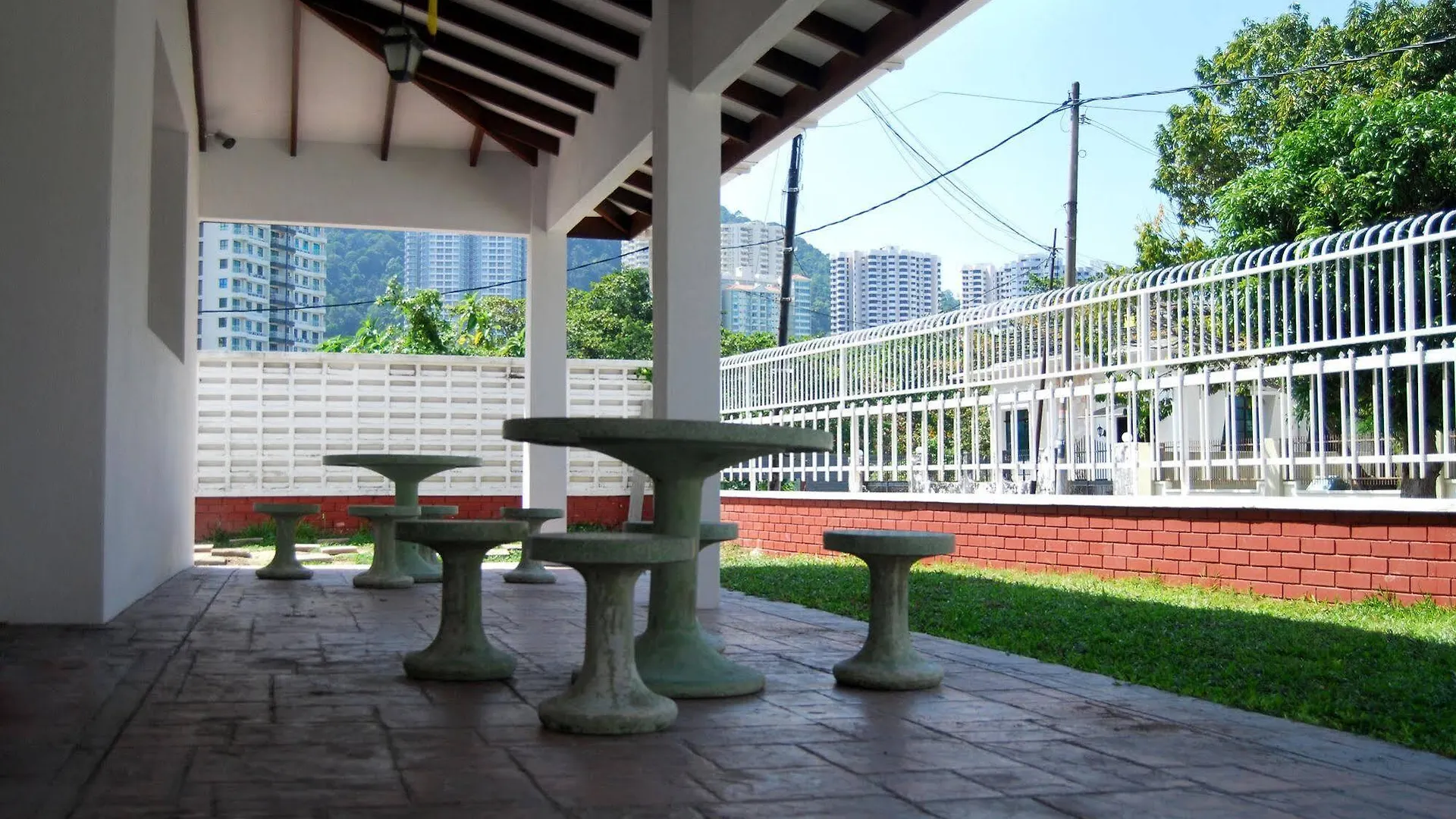 Oyo 89479 New Hope Inn Tanjung Bungah  Hotel